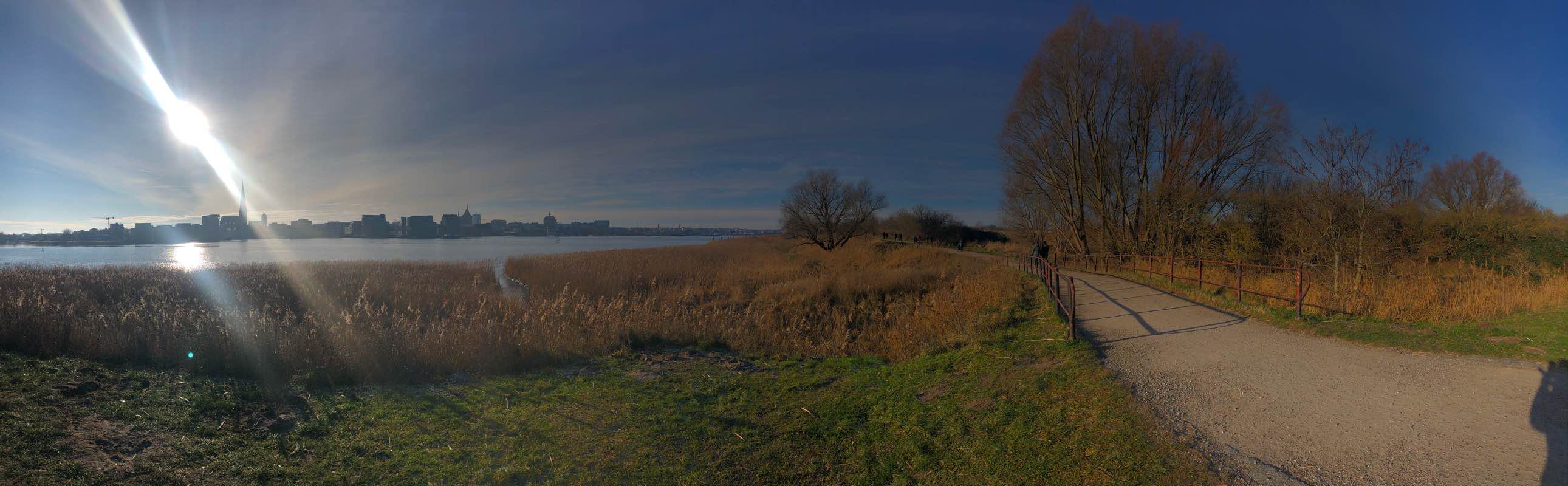 walking near me in Park am Hechtgraben in winter