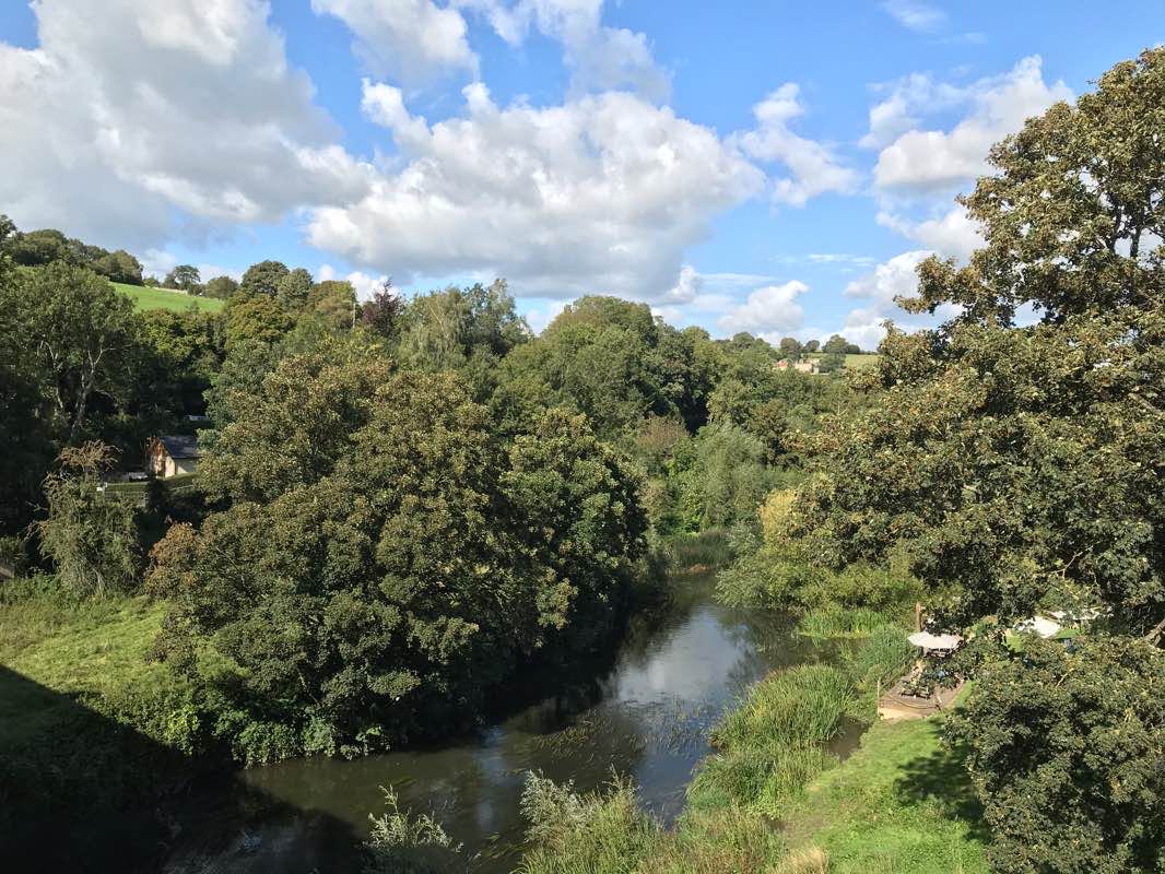 walking near me in Barton Farm Country Park in winter