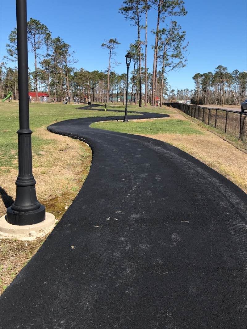 walking near me in Pinderosa Park in winter