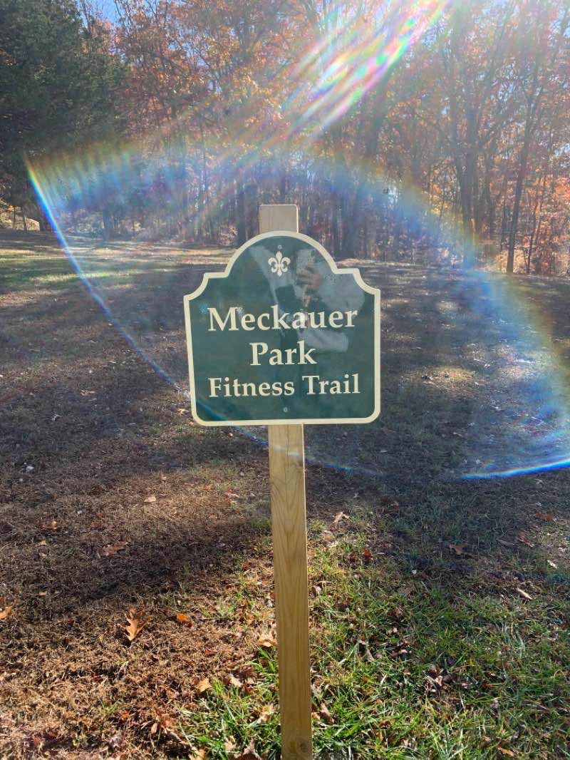 walking near me in Bennett Memorial Park in winter