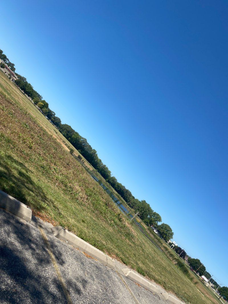 walking near me in Harper's Prairie Park in winter
