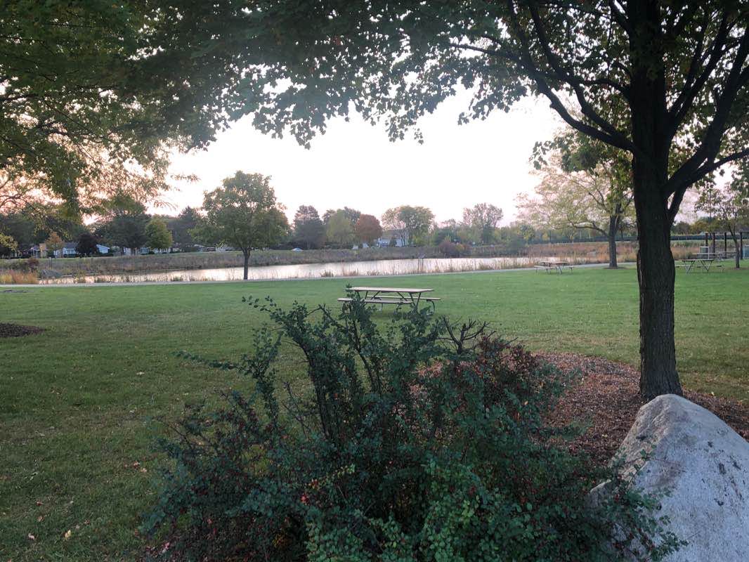walking near me in Cambridge Country Park in winter