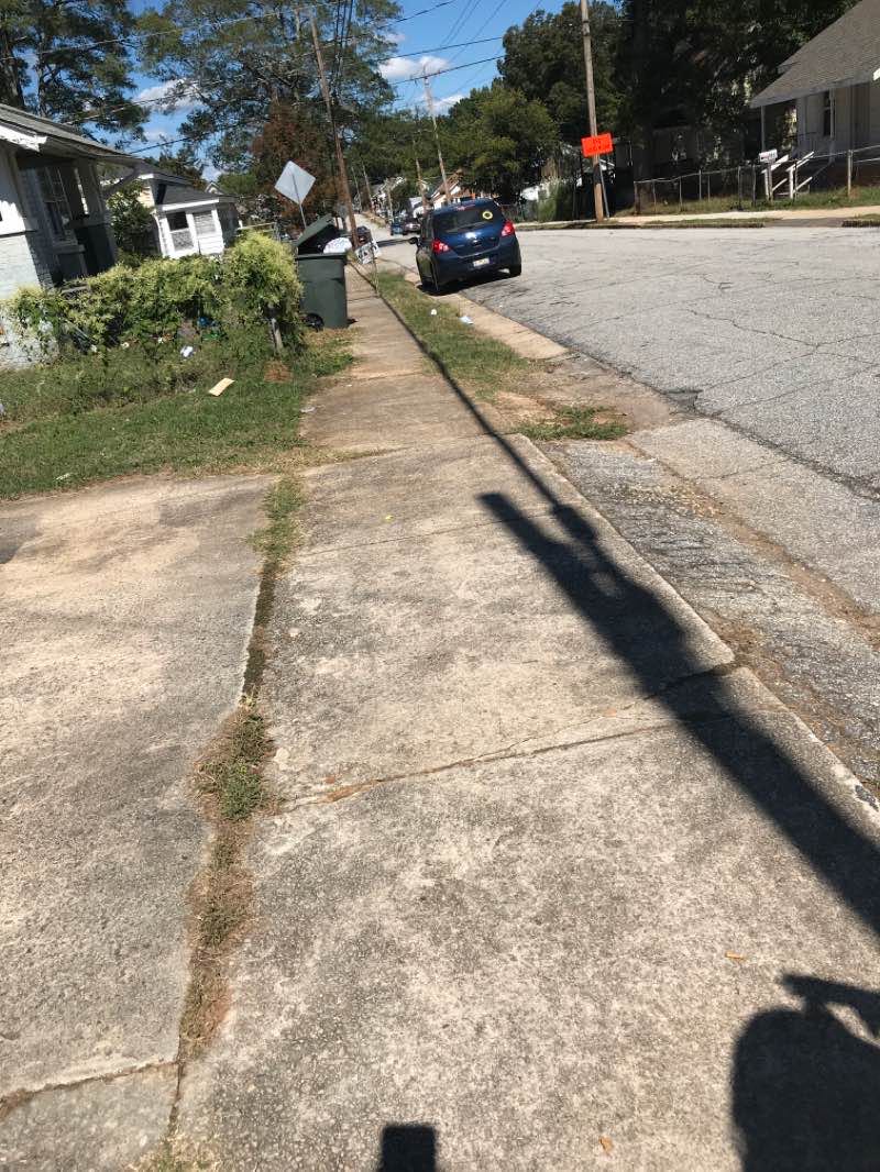 walking near me in Clinton Mill City Park in winter