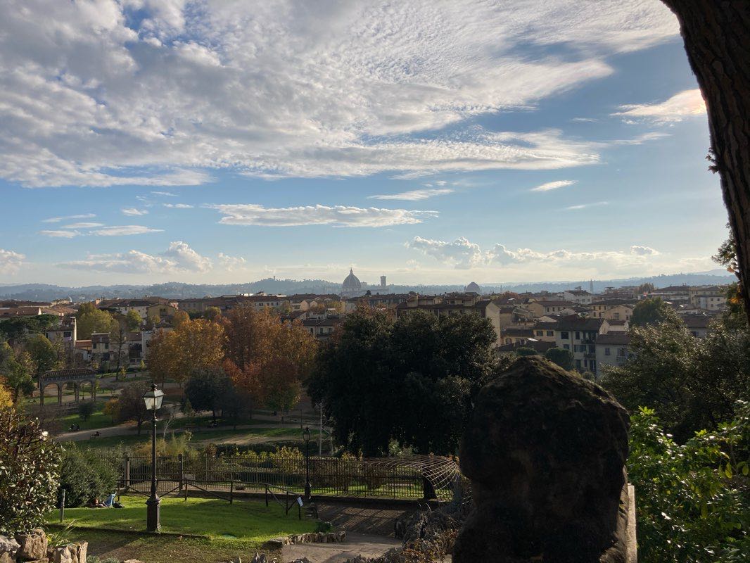 walking near me in Giardino dell'Orticoltura in winter