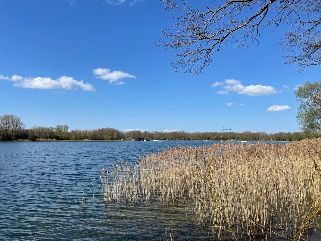 walking near me in Planetenpark in winter