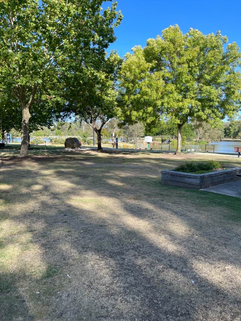 walking near me in Belvoir Park in summer