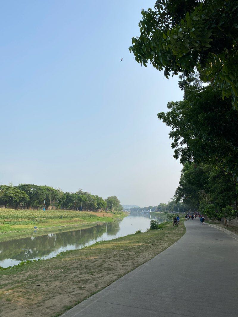 walking near me in Marikina River Park in winter