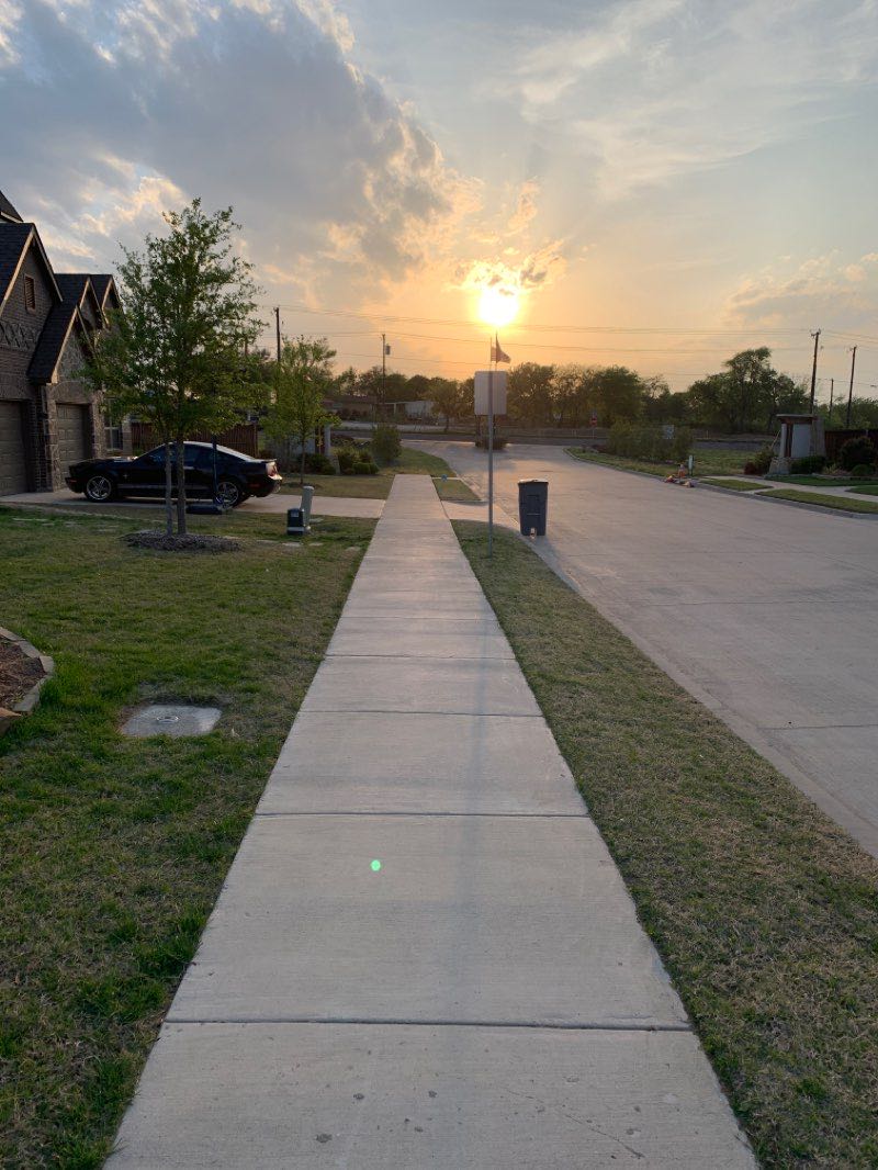 walking near me in Midlothian Community Park in winter