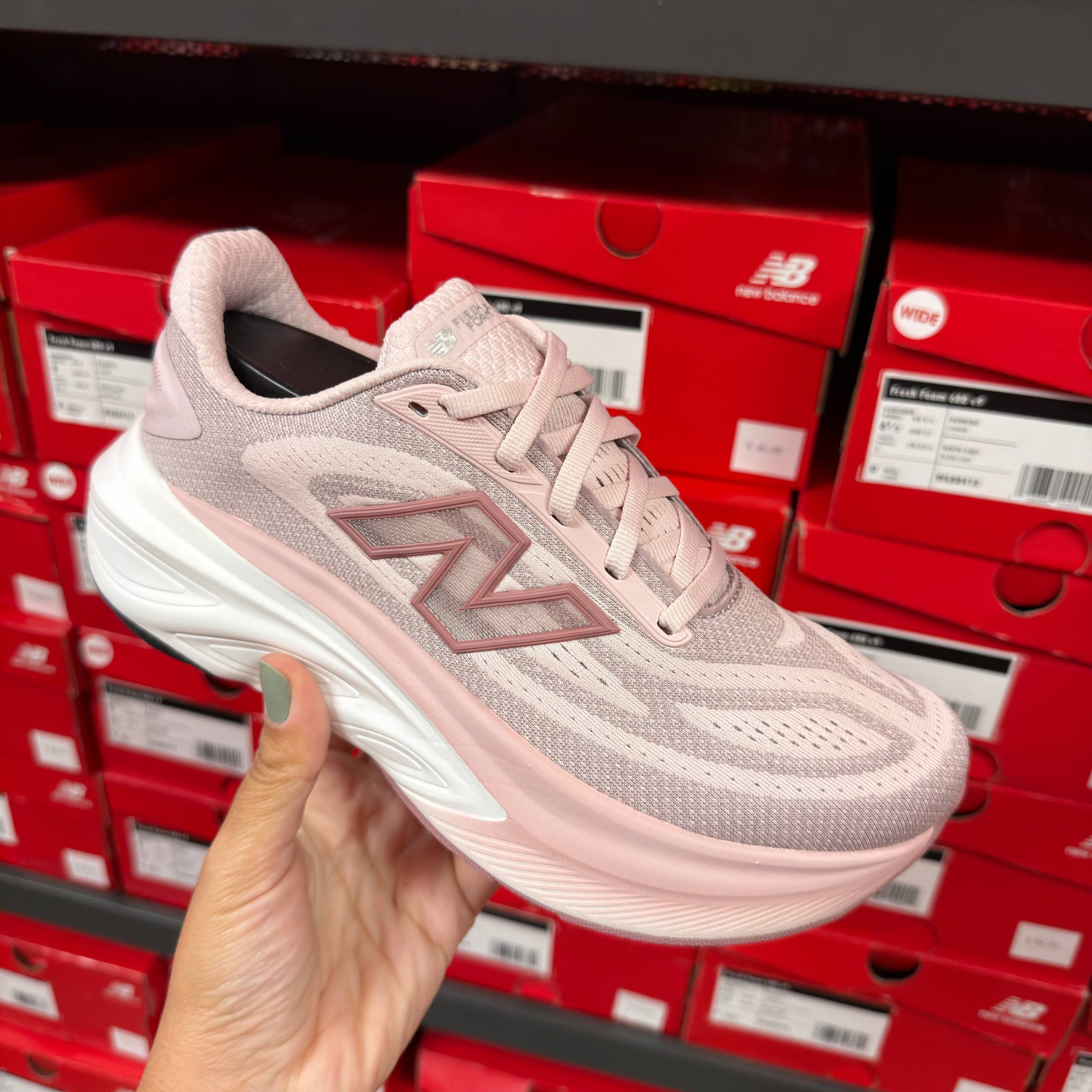 FRESH FOAM X MORE V 6  - NECESSÁRIO A COMPRA DE + 1 TÊNIS PARA ATIVAR O DESCONTO