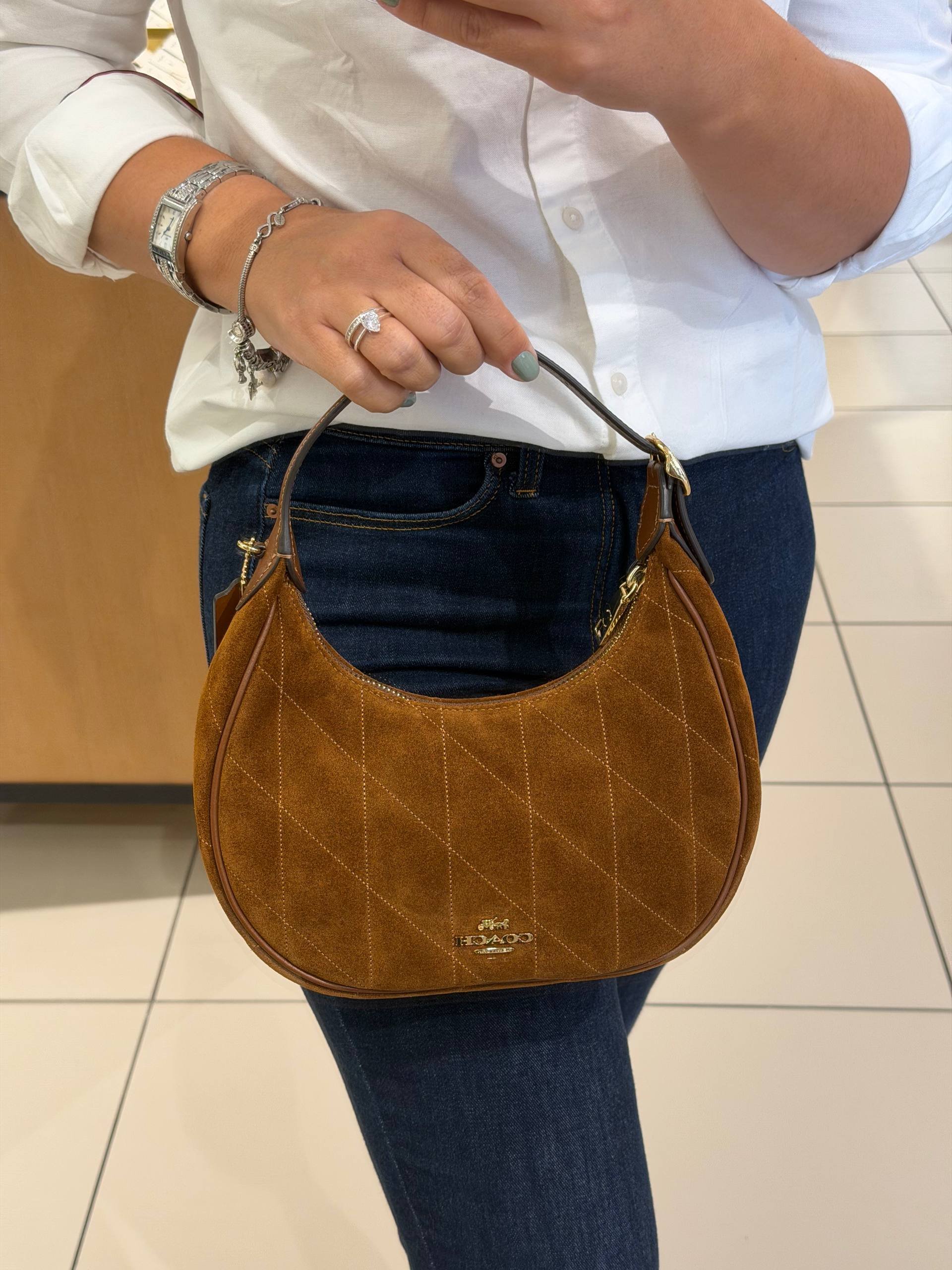 BOLSA DE OMBRO COM ALÇA EXTRA