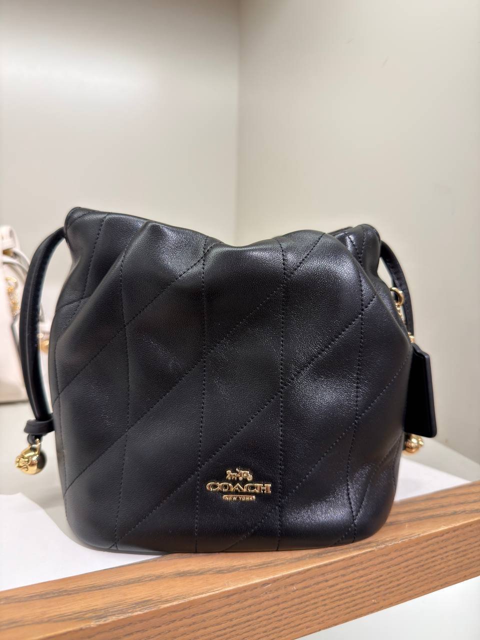 BOLSA DE OMBRO COM ALÇA EXTRA