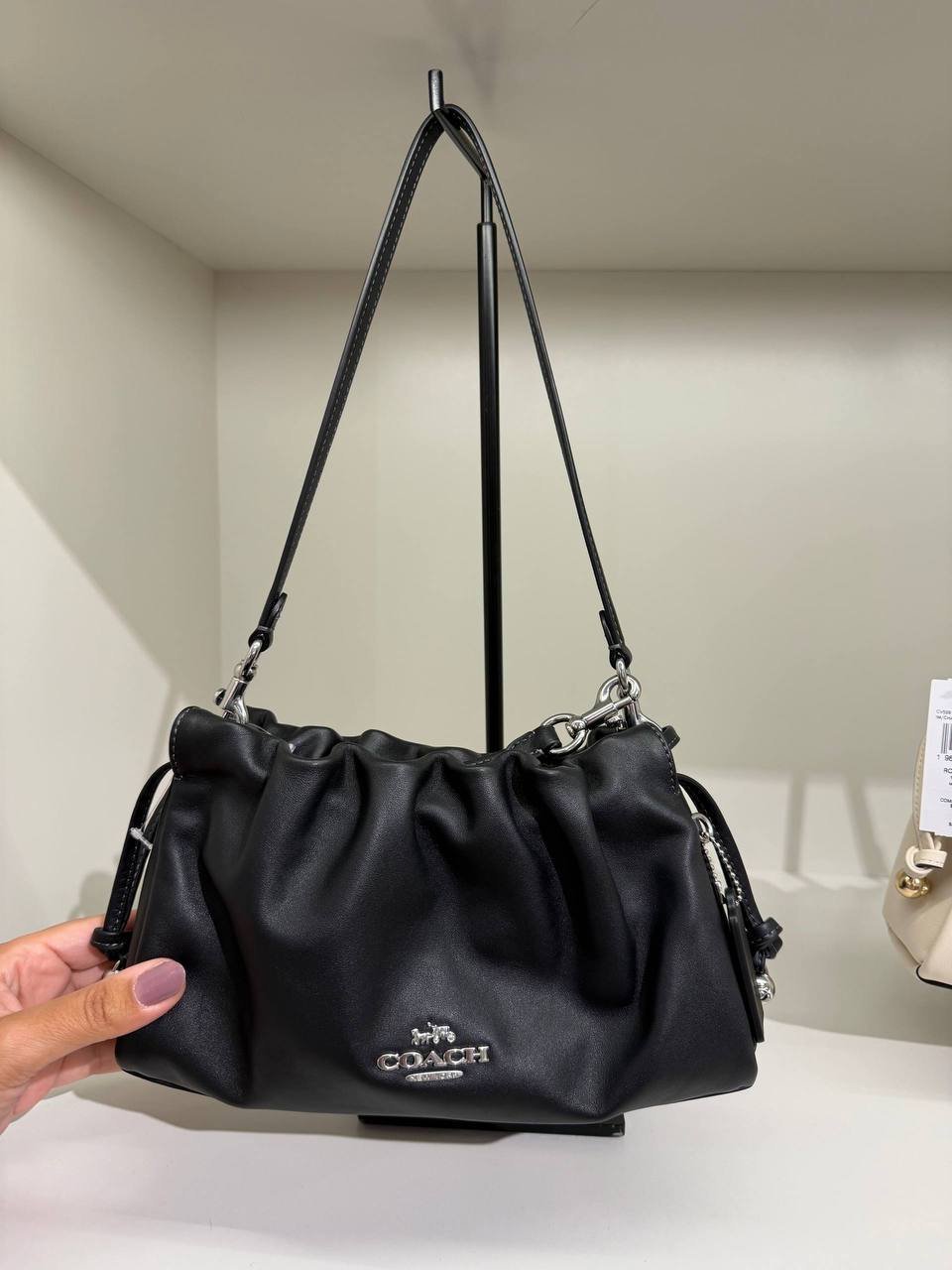 BOLSA DE OMBRO COM ALÇA EXTRA