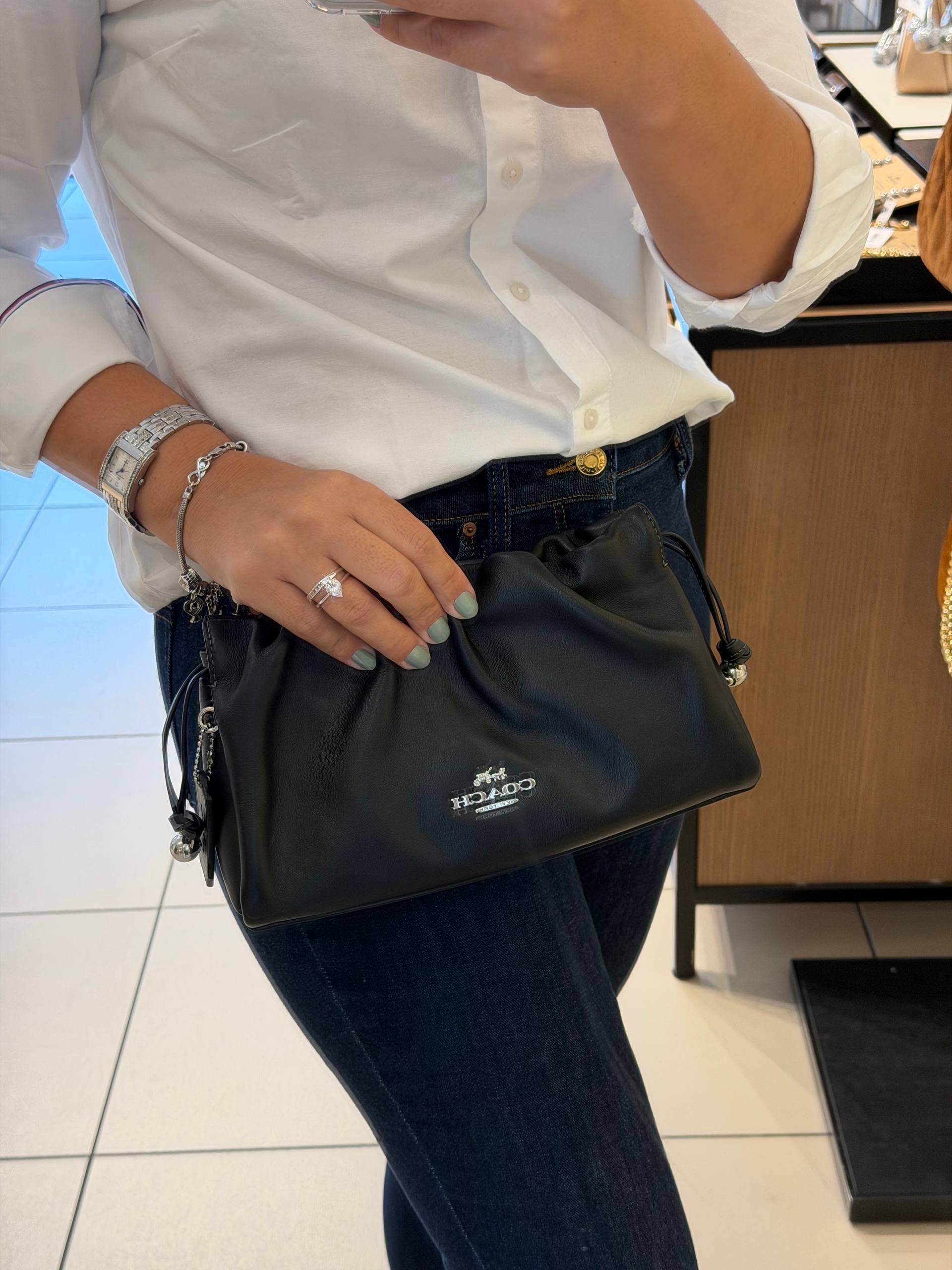 BOLSA DE OMBRO COM ALÇA EXTRA
