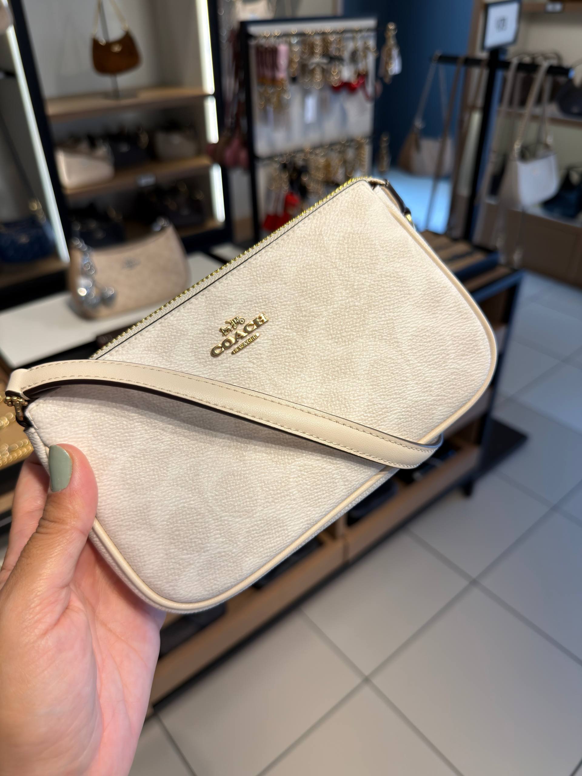 BOLSA DE OMBRO MINI - NOLITA 19
