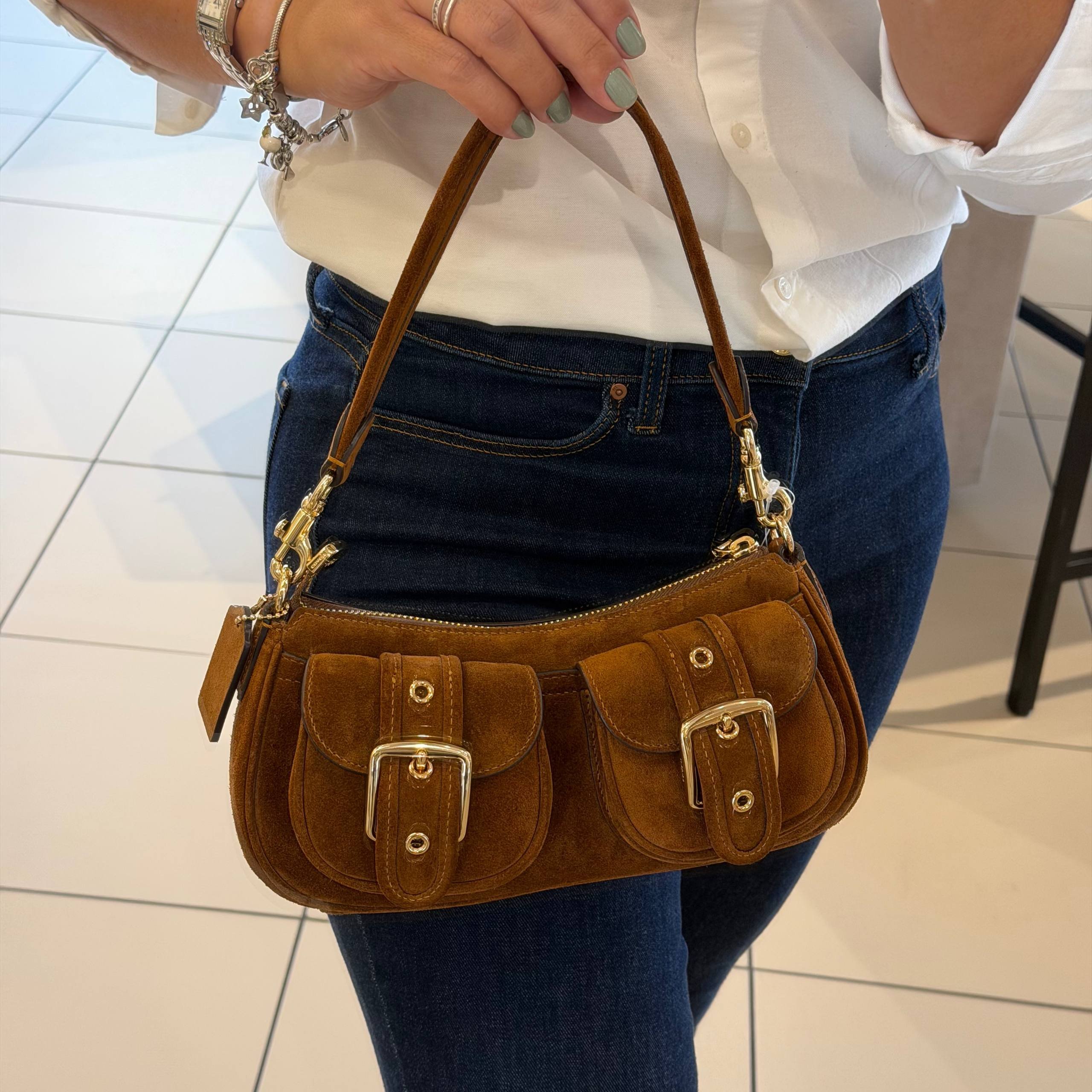 BOLSA DE OMBRO COM ALÇA EXTRA