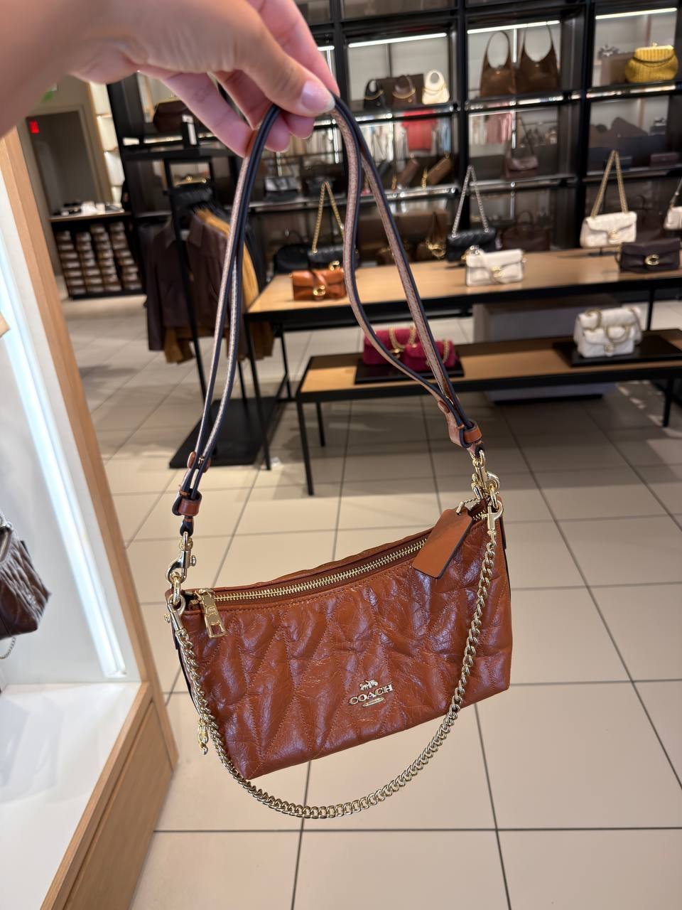 BOLSA DE OMBRO COM ALÇA EXTRA REGULÁVEL