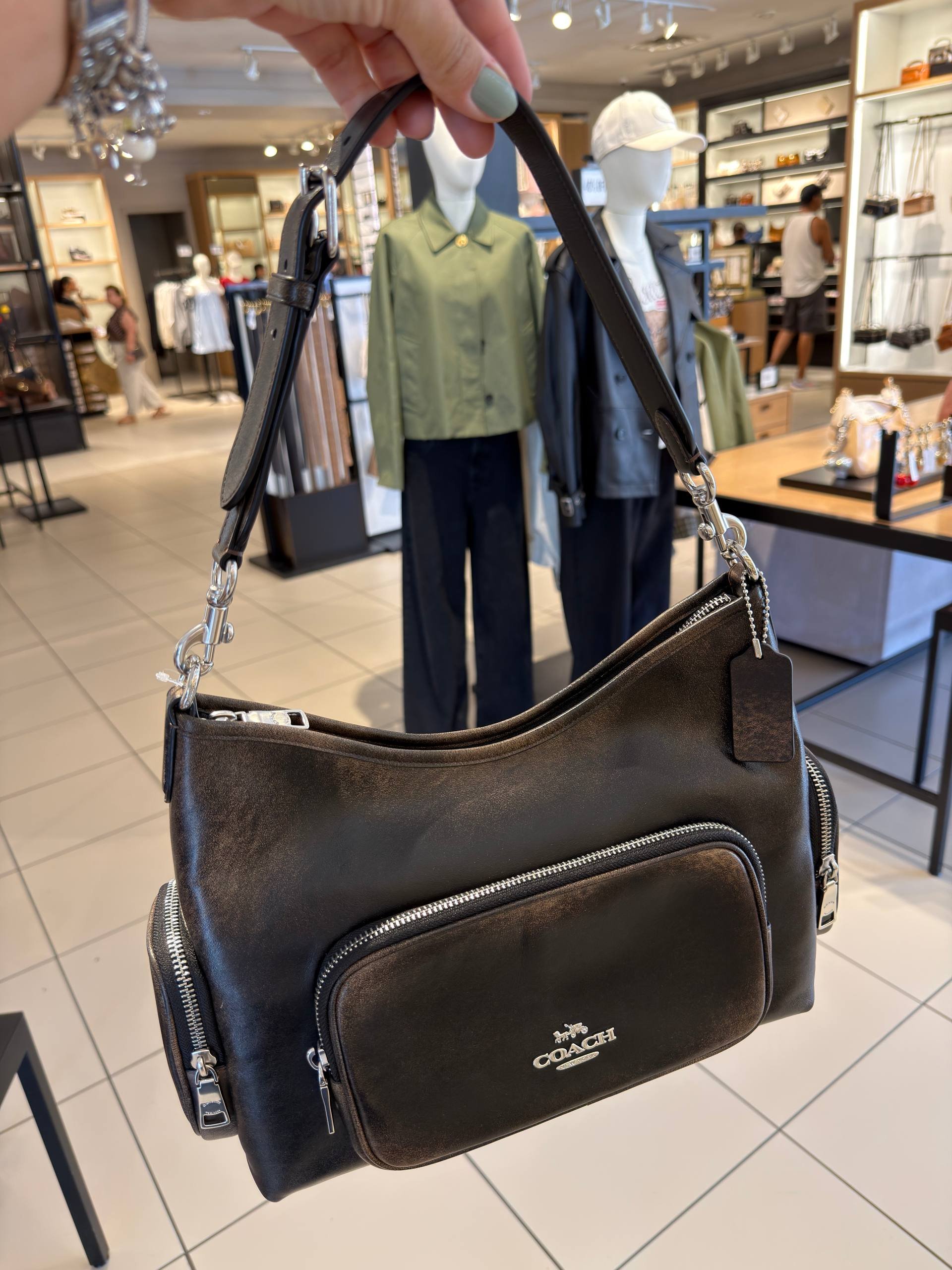 BOLSA DE OMBRO COM ALÇA EXTRA