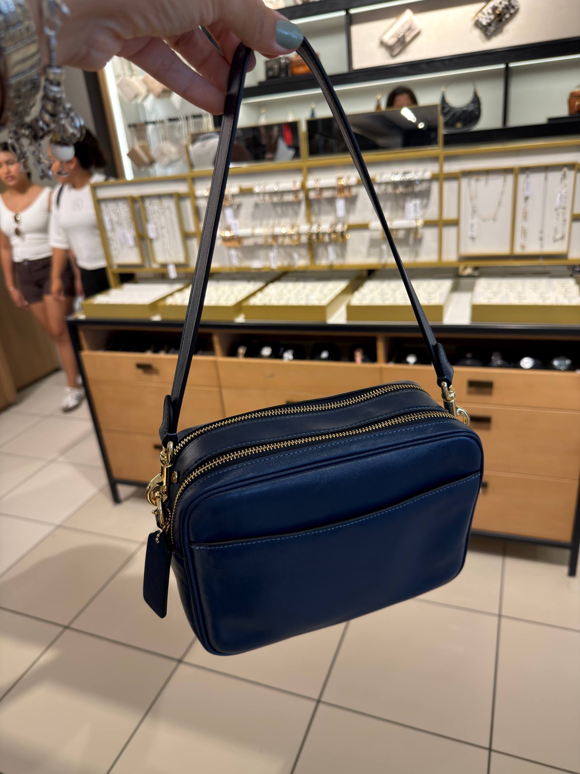 BOLSA DE OMBRO COM ALÇA EXTRA