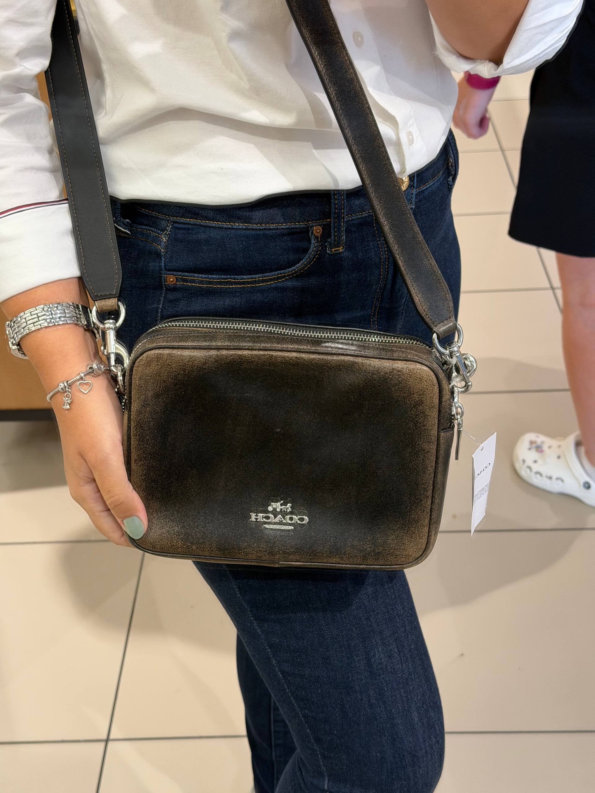 BOLSA DE OMBRO COM ALÇA EXTRA