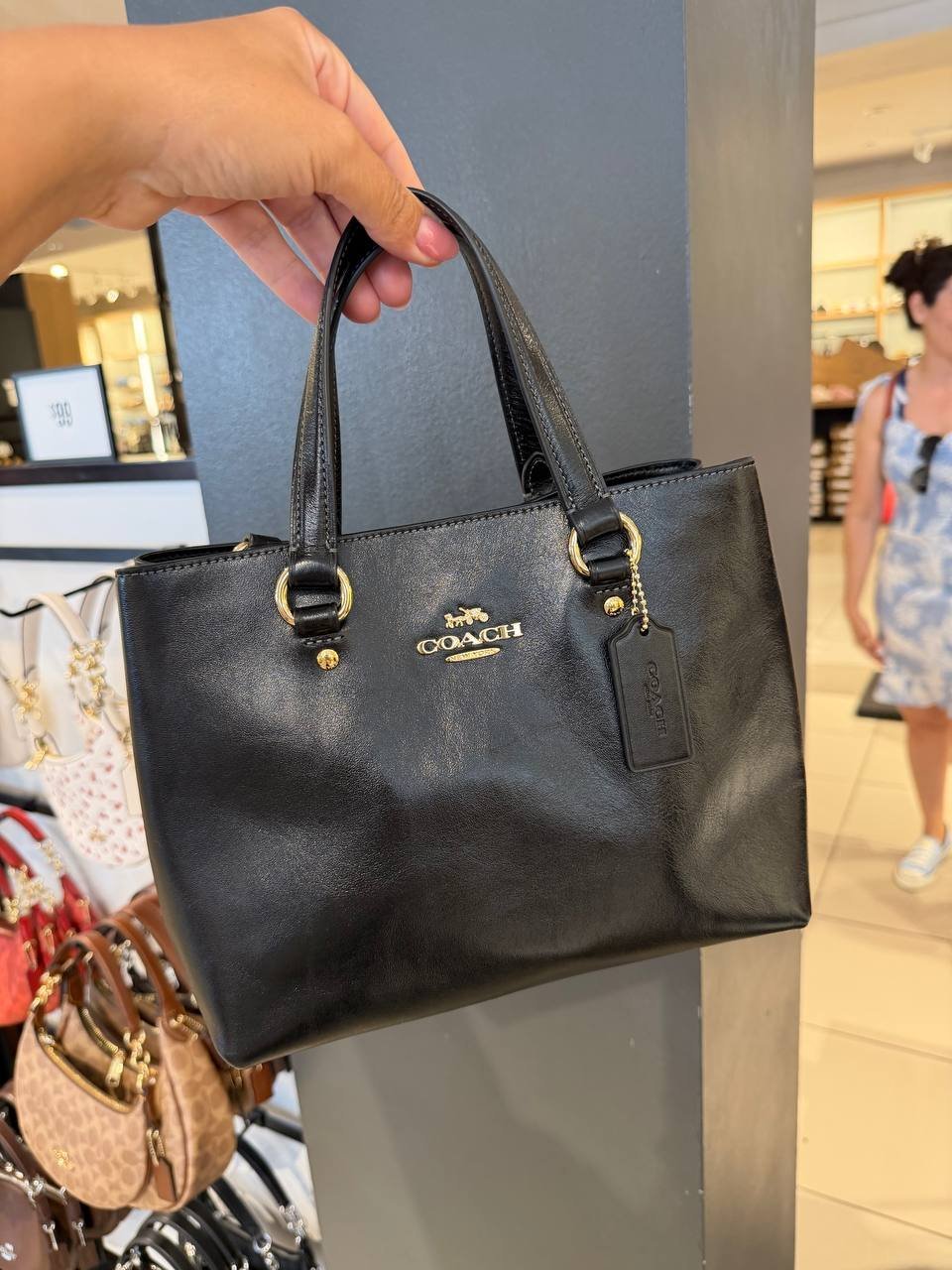 BOLSA DE MÃO COM ALÇA EXTRA