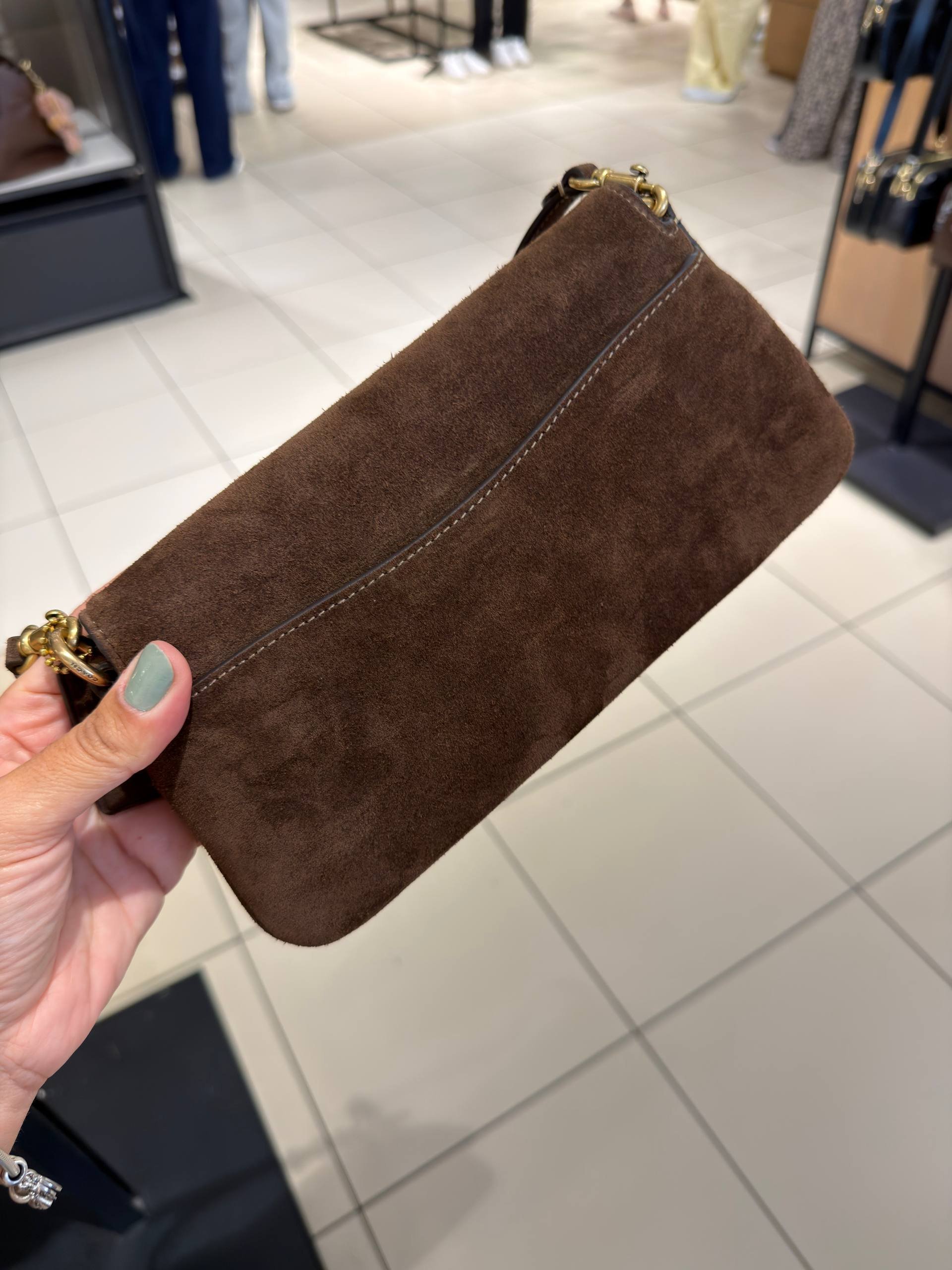 BOLSA DE OMBRO COM ALÇA EXTRA
