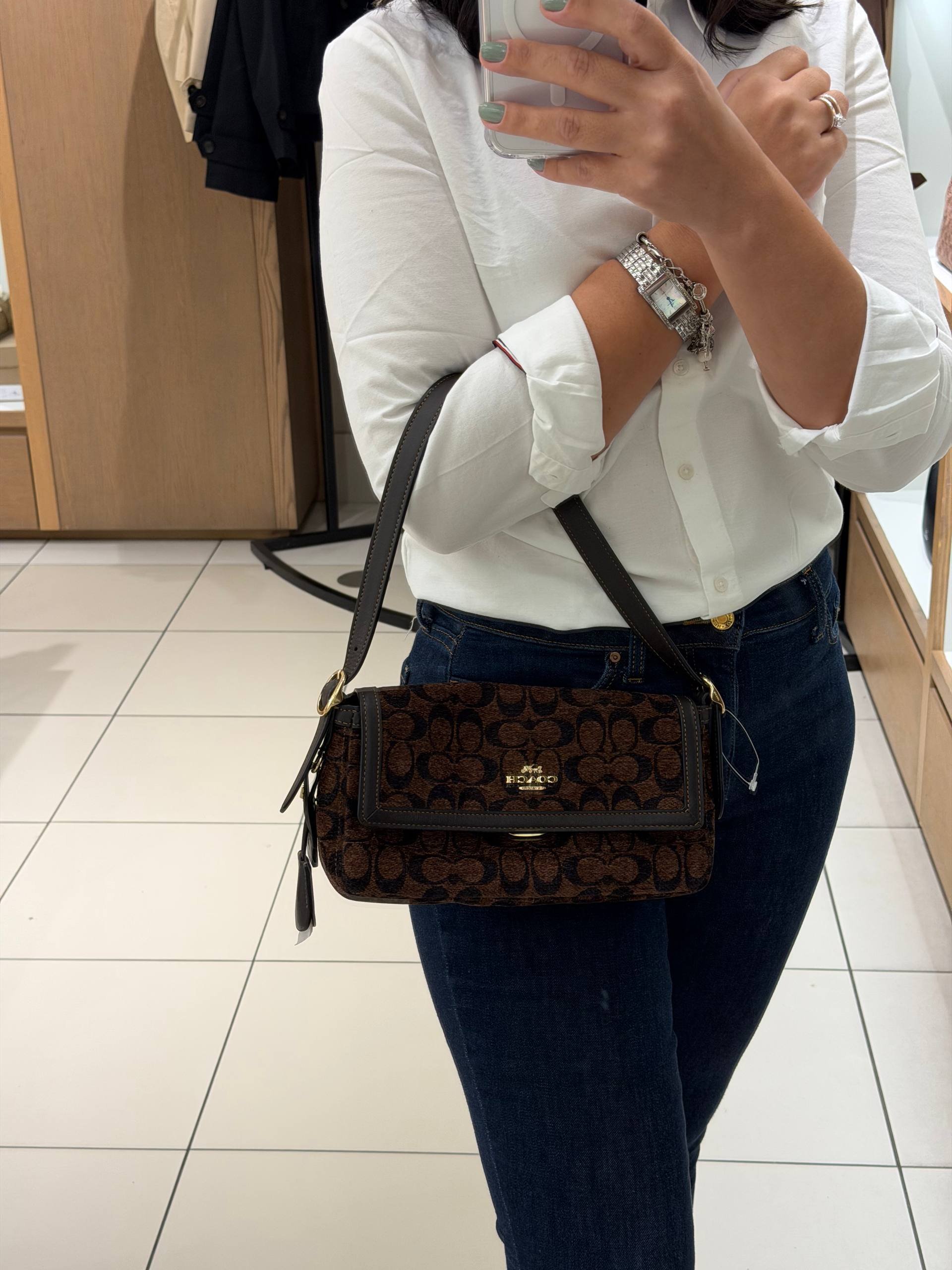 BOLSA DE OMBRO COM ALÇA EXTRA