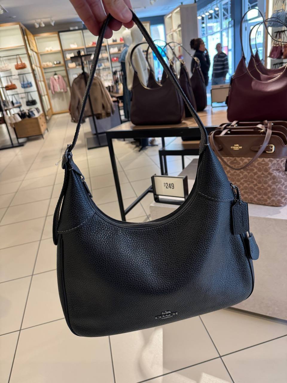 BOLSA DE OMBRO COM ALÇA EXTRA