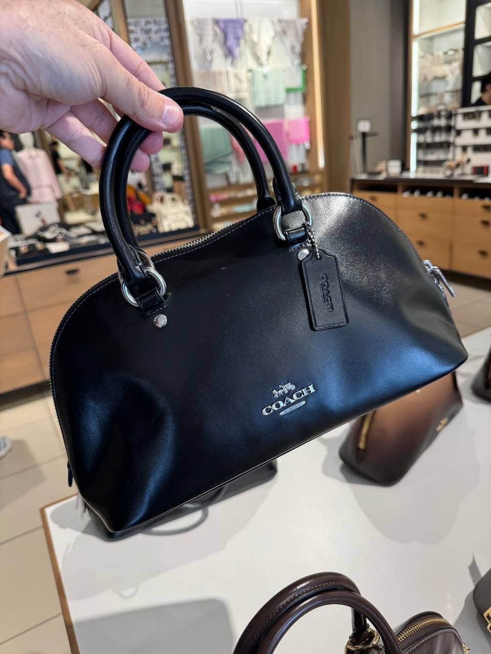 BOLSA DE MÃO COM ALÇA EXTRA