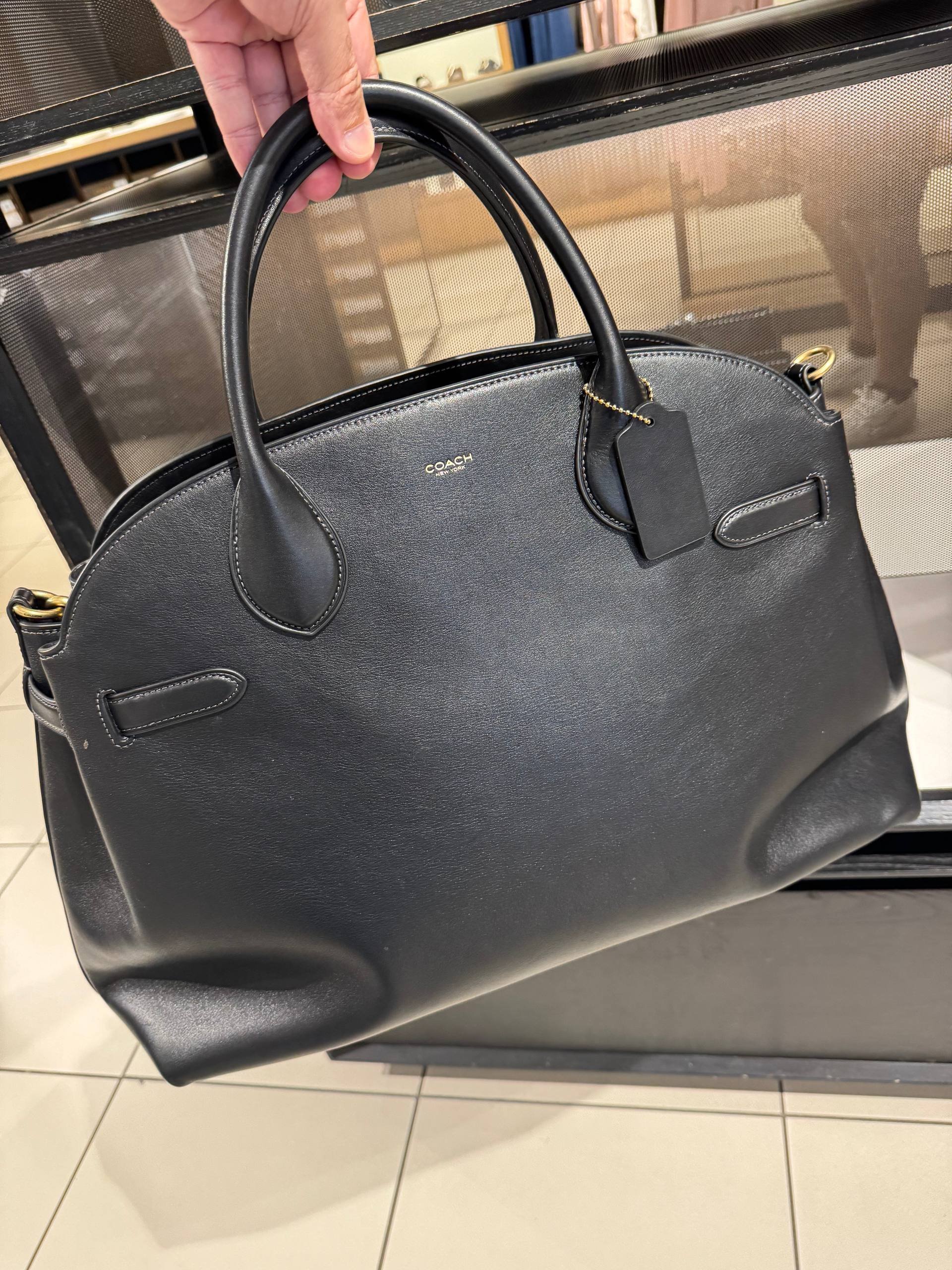 BOLSA DE MÃO COM ALÇA EXTRA