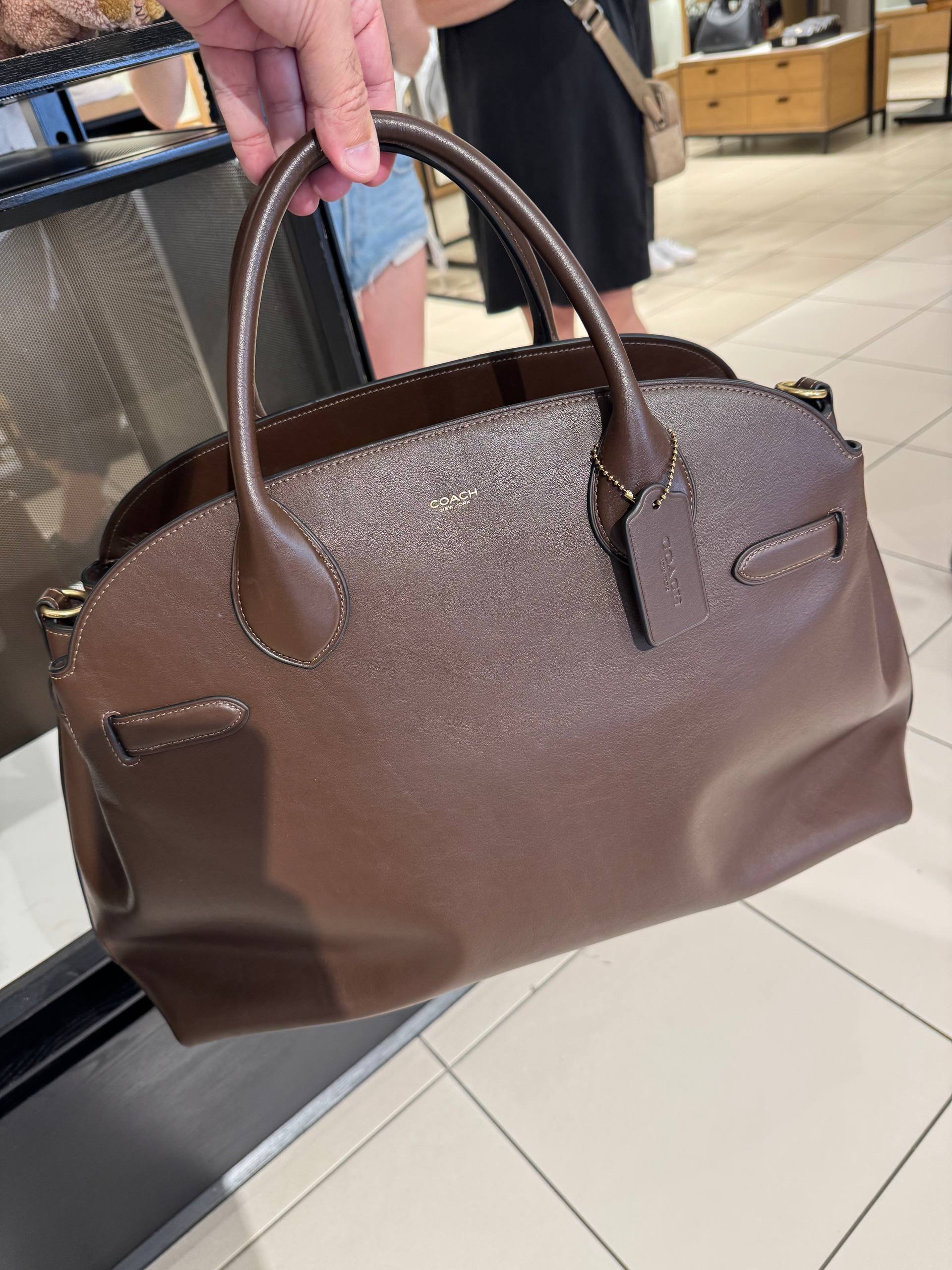 BOLSA DE MÃO COM ALÇA EXTRA
