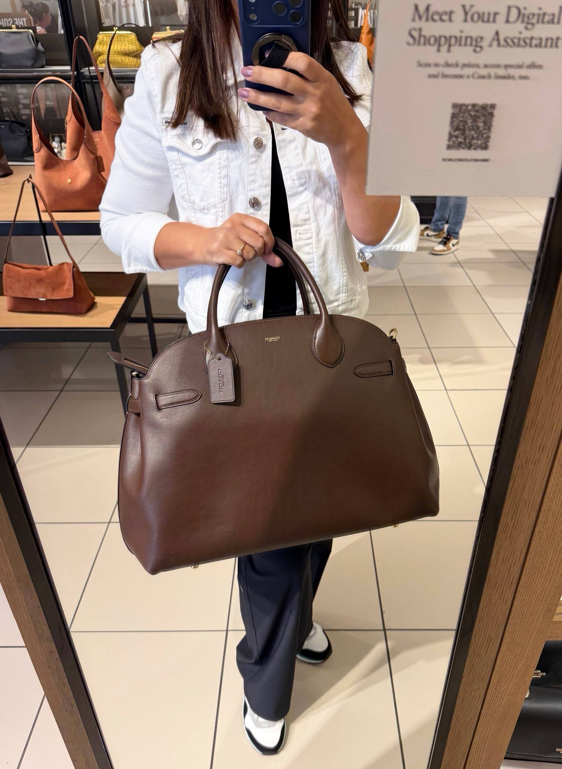 BOLSA DE MÃO COM ALÇA EXTRA