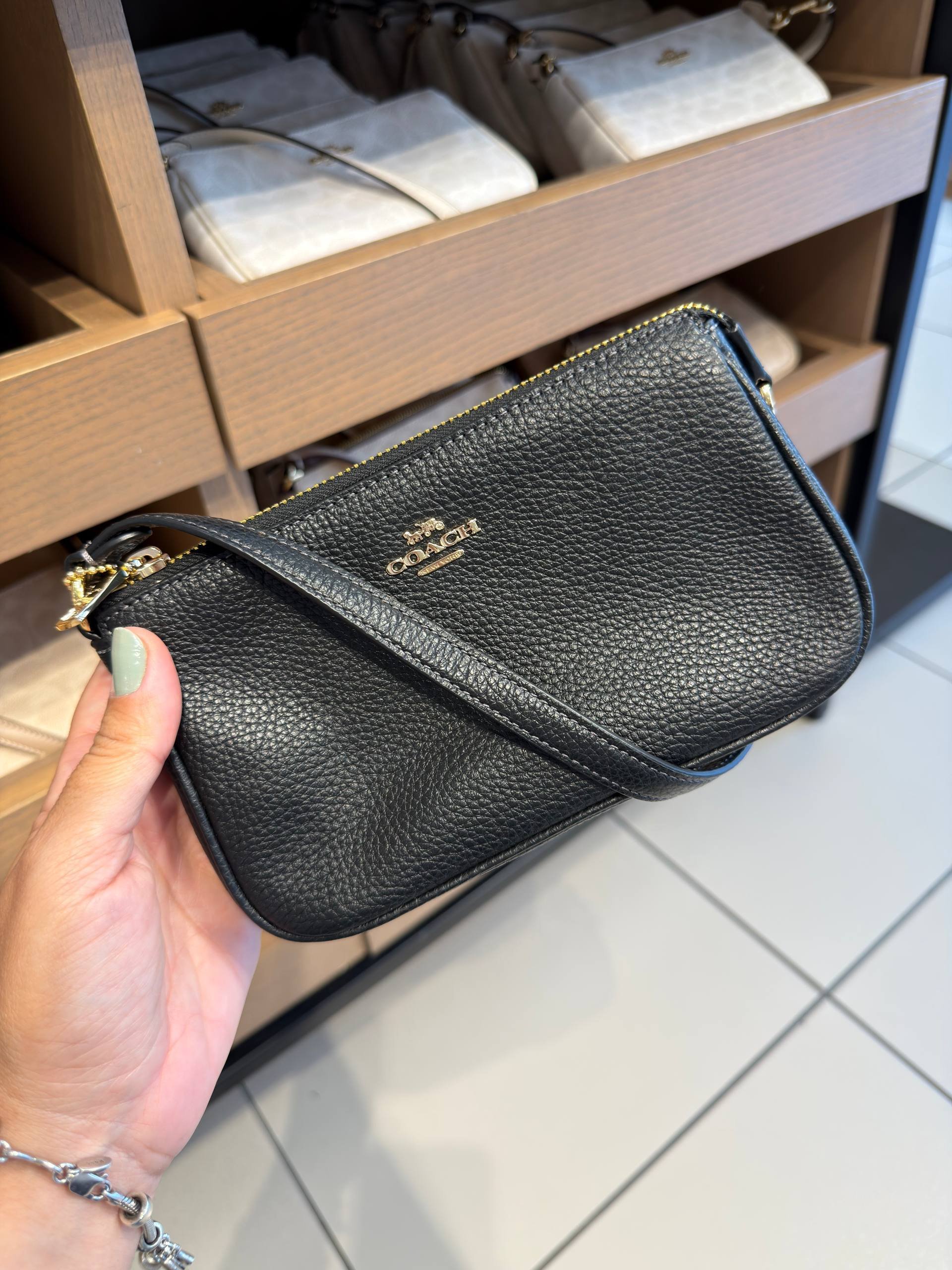 BOLSA DE OMBRO MINI - NOLITA 19