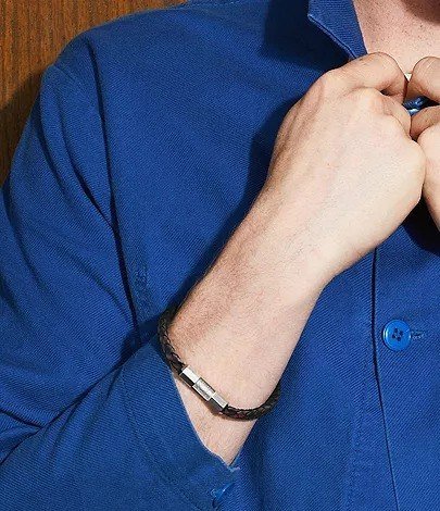 Machine Knurled Texture Leather and Stainless Steel Station Bracelet