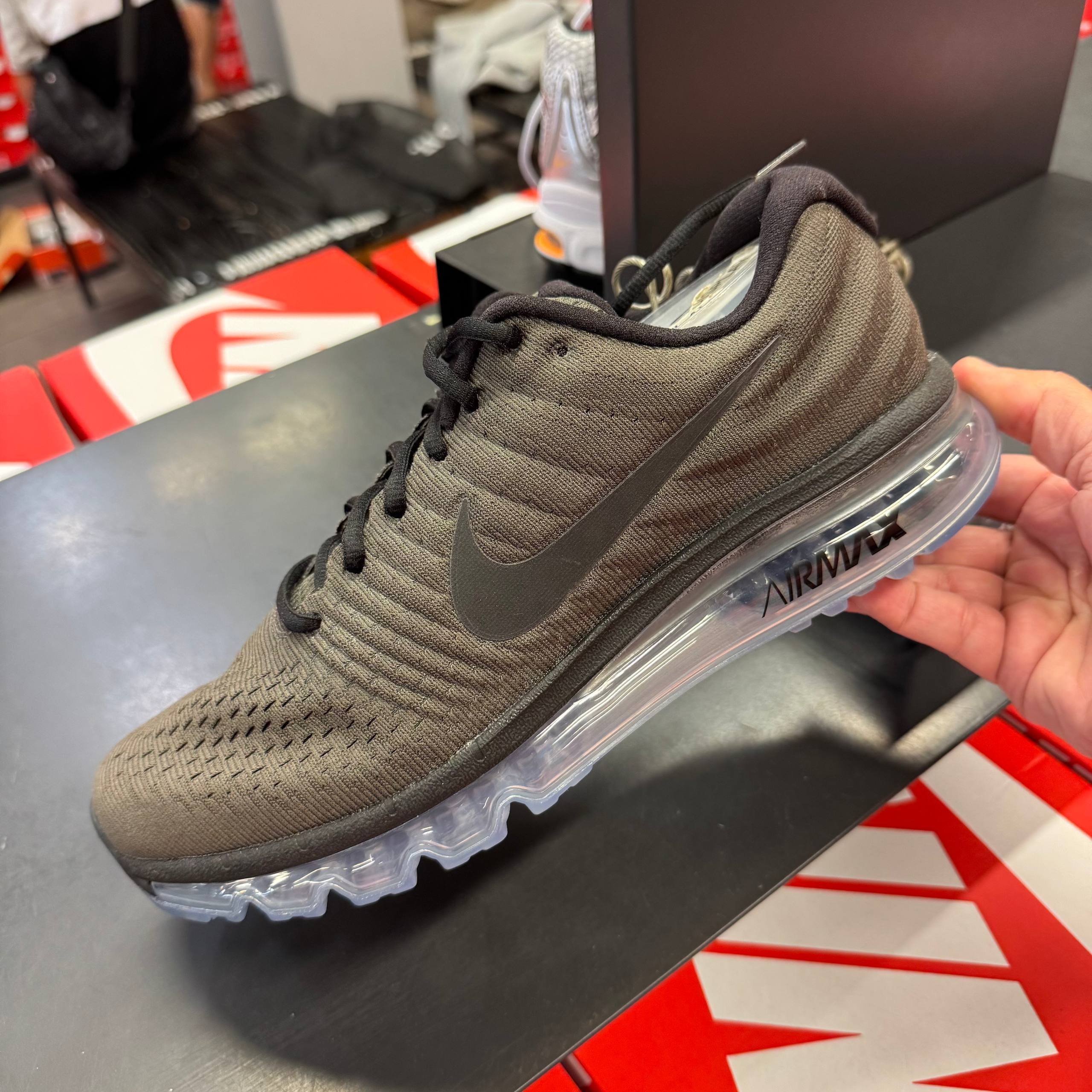 AIR MAX 2017