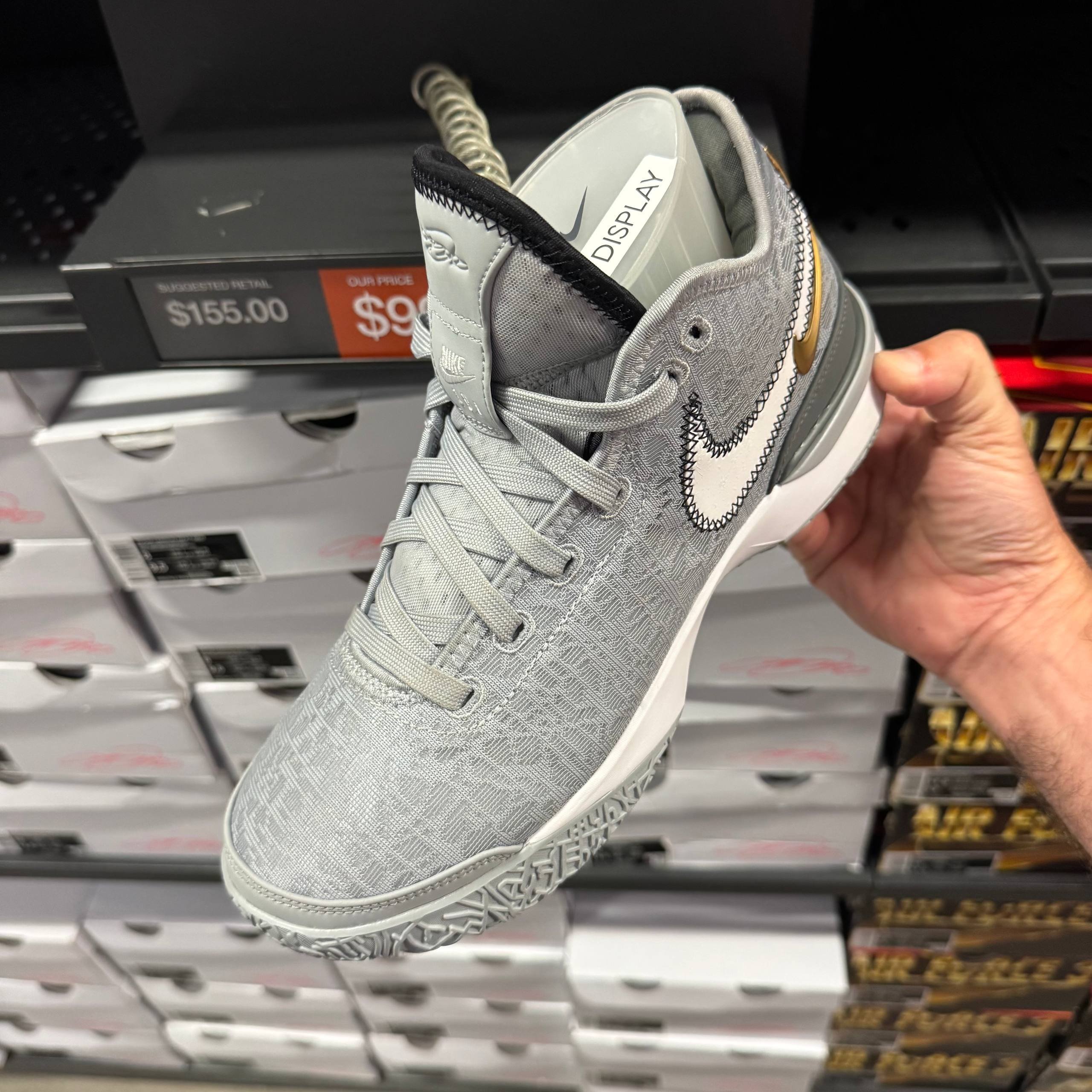 LEBRON NXXT