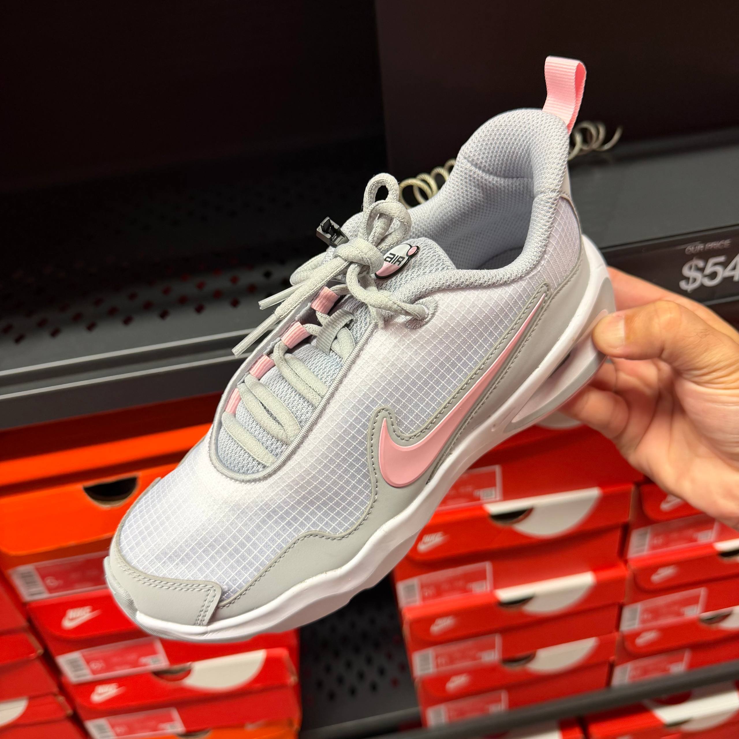 AIR MAX NOVA