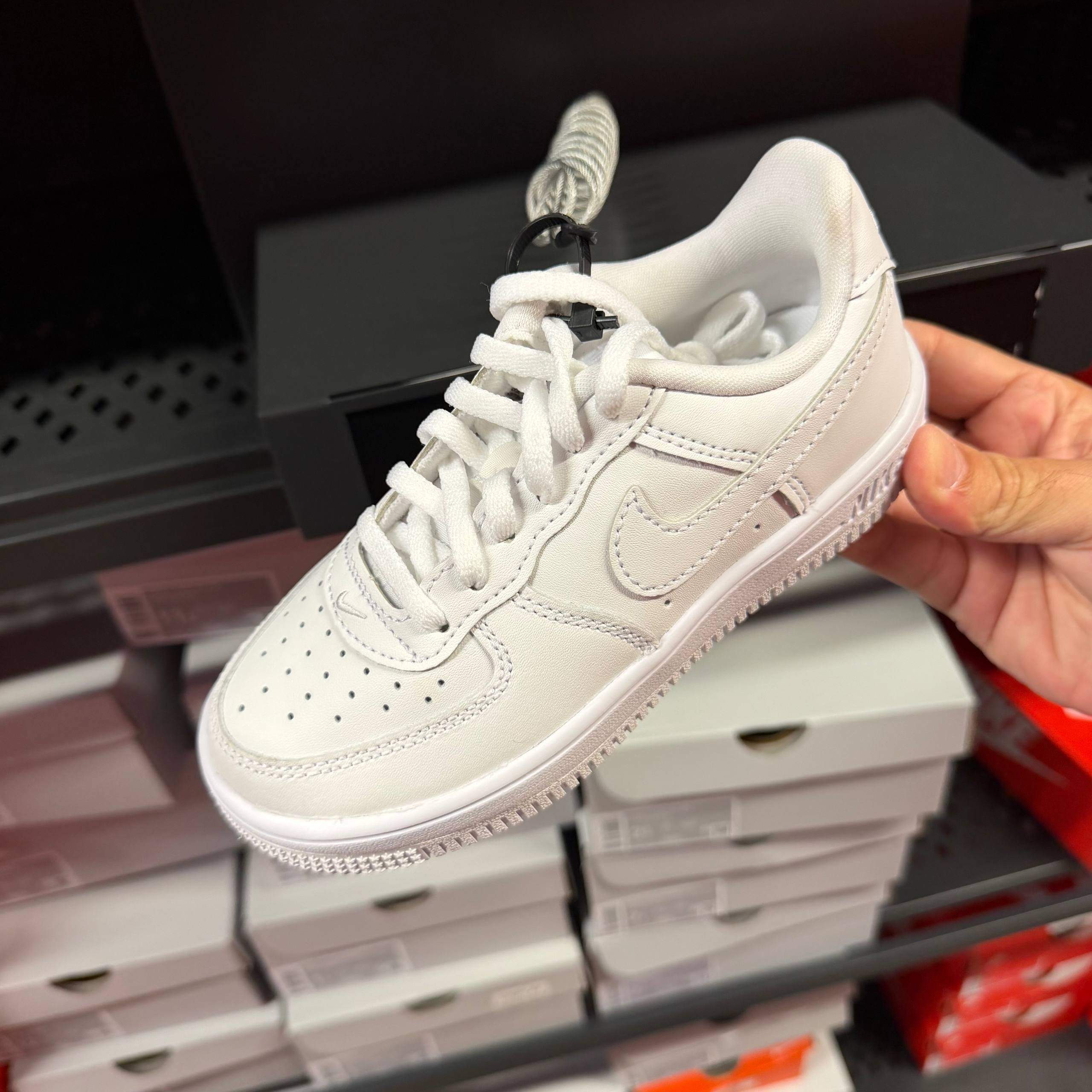 AIR FORCE