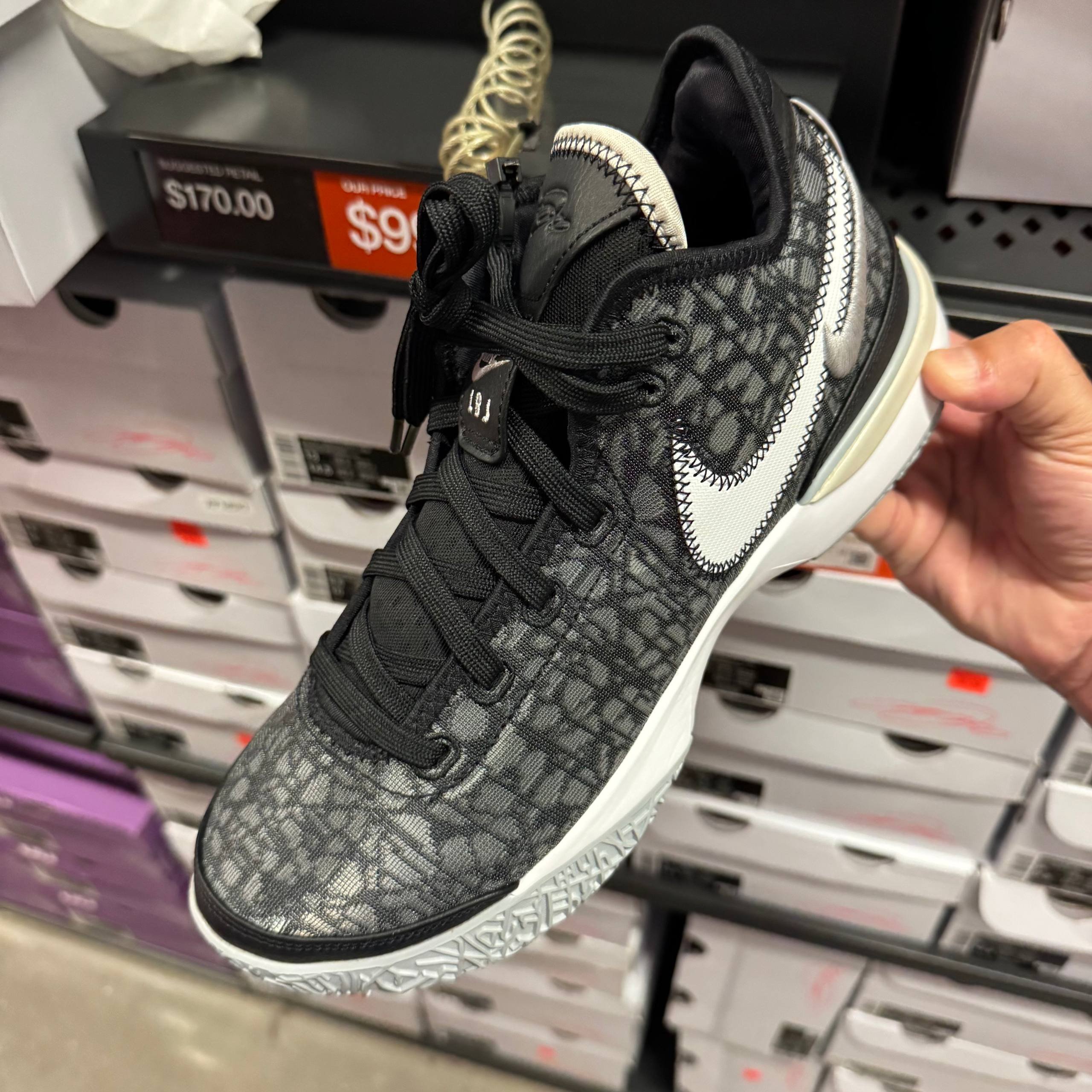 LEBRON NXXT