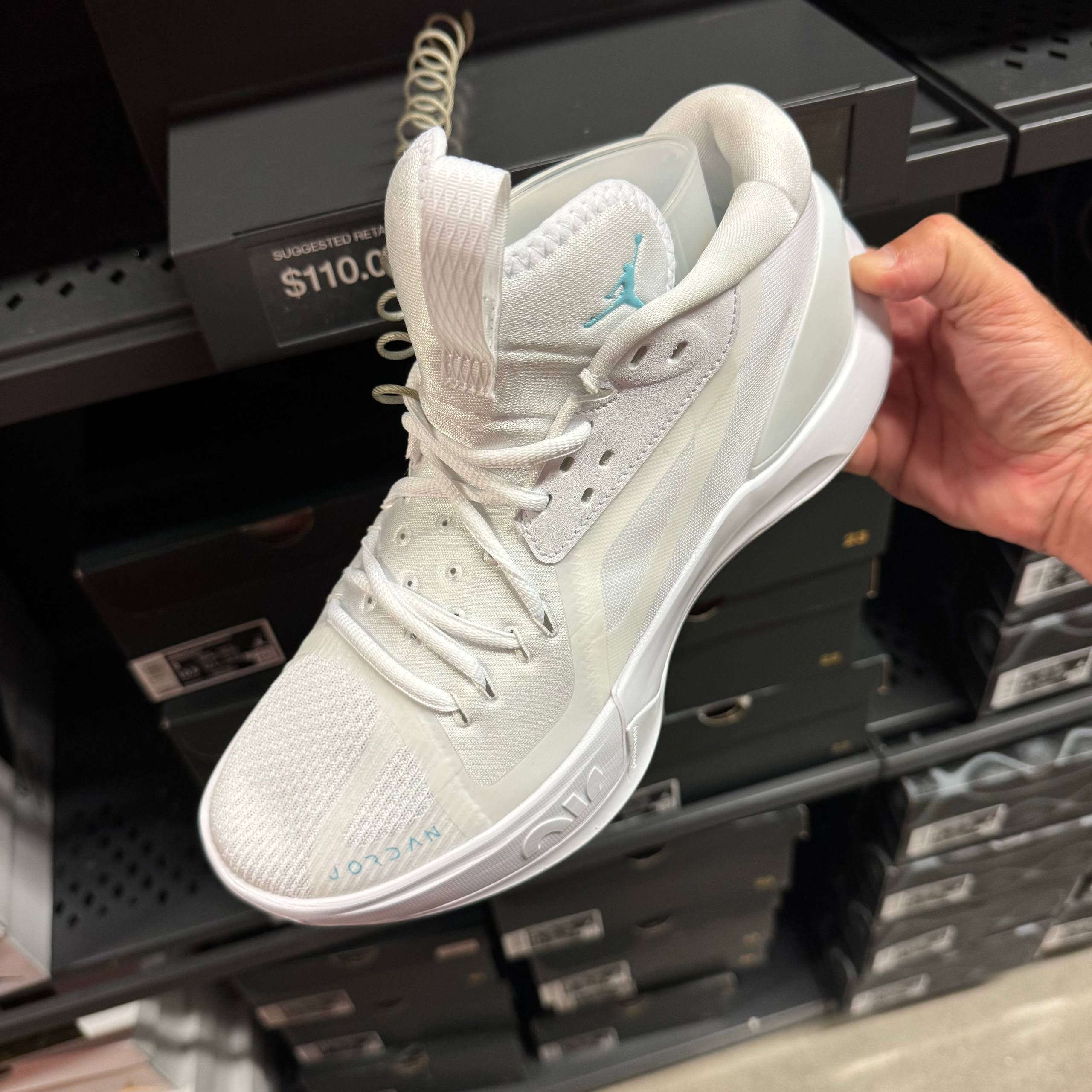 JORDAN ZOOM