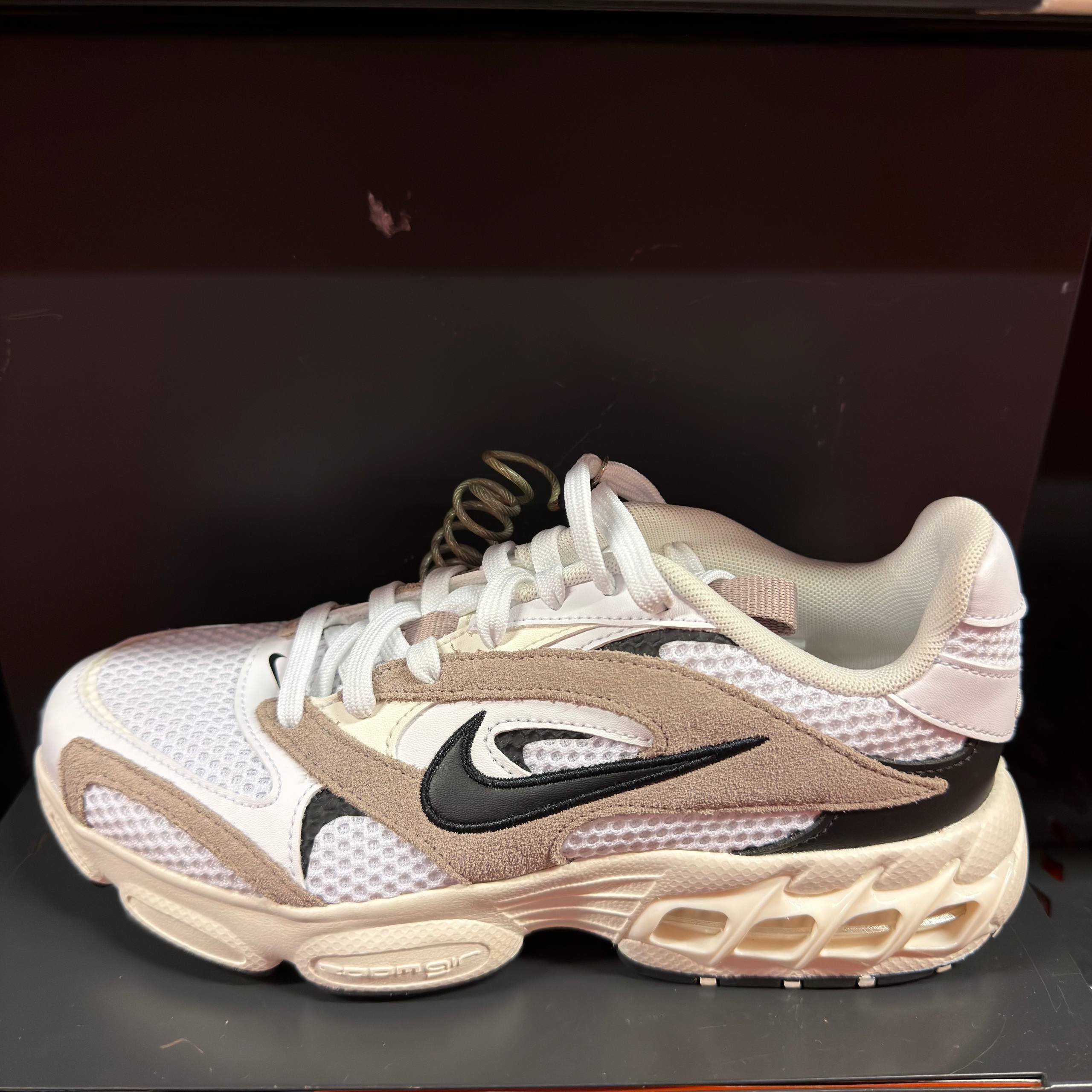 AIR ZOOM