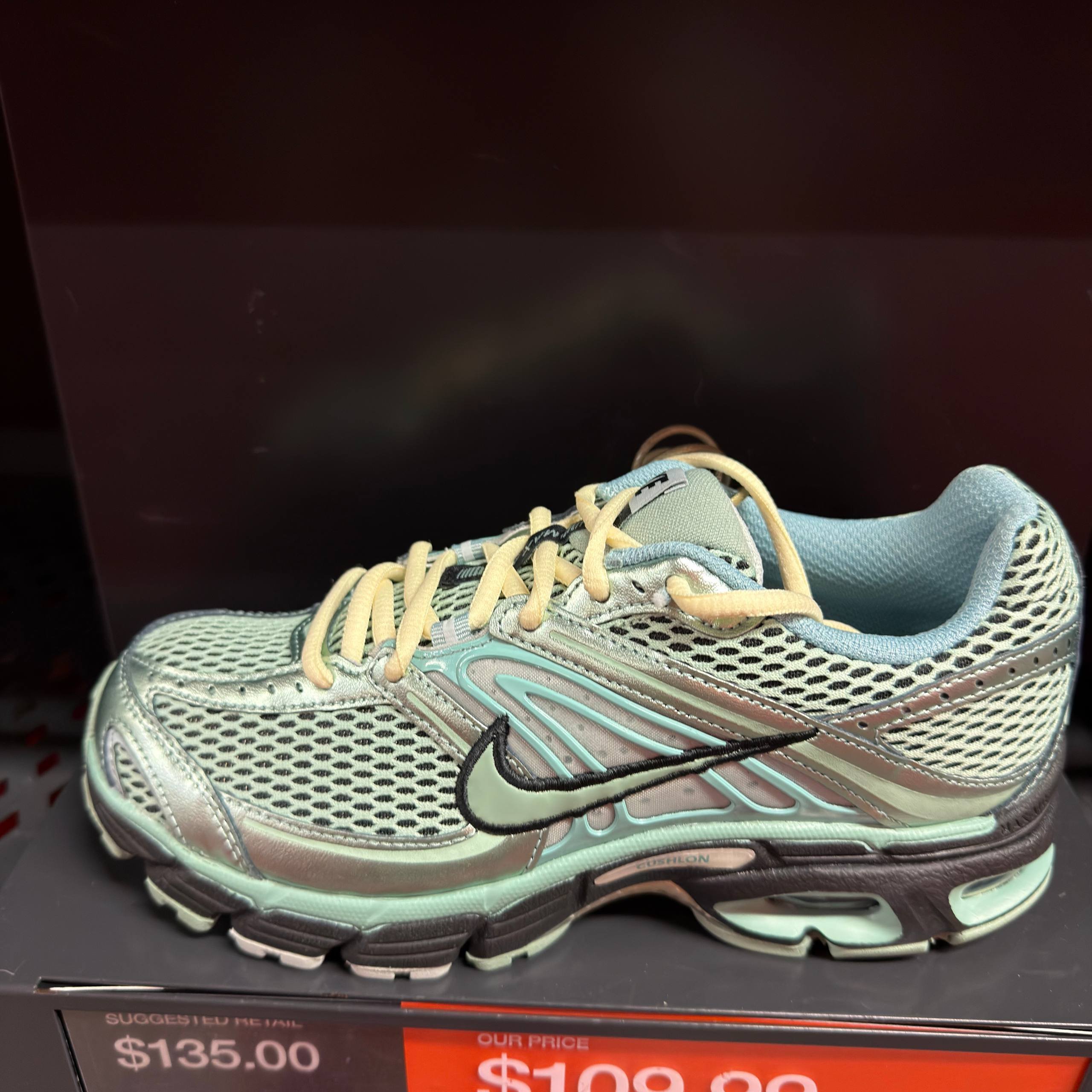 AIR MAX