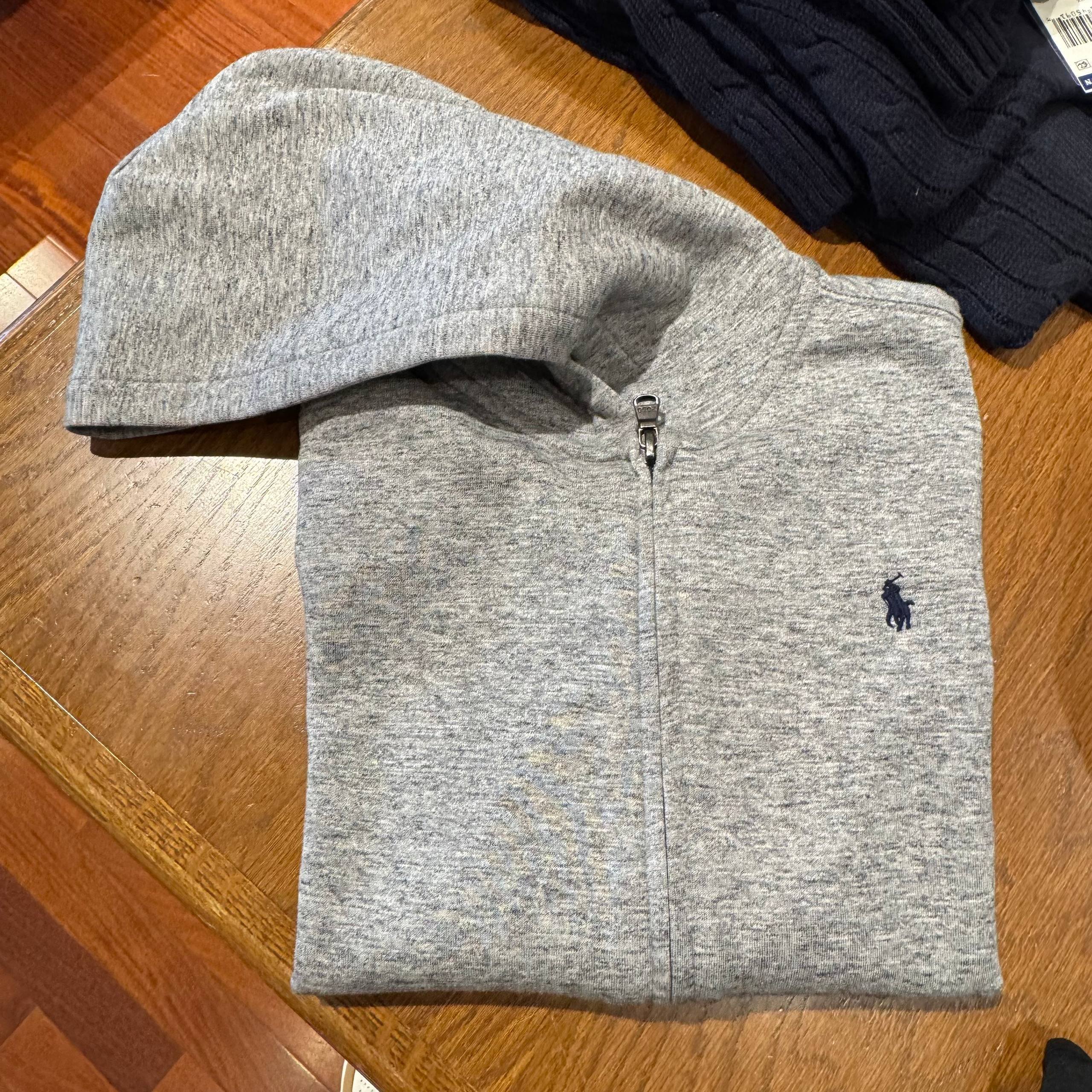 MOLETOM FULL ZIP COM CAPUZ