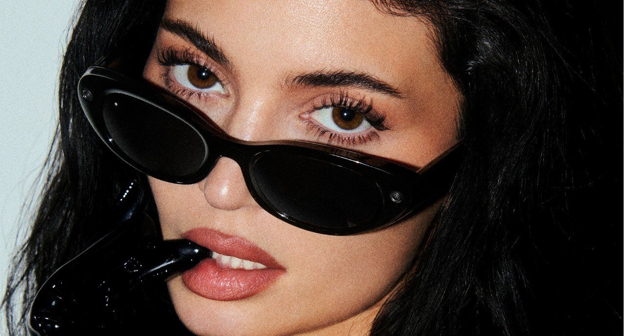 Starfire Kylie Edition Frame color:Classic Black
Lens color:Black