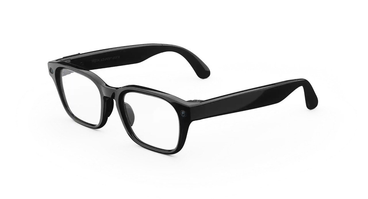 Adventurer Frame color:Classic Black
Lens color:Clear