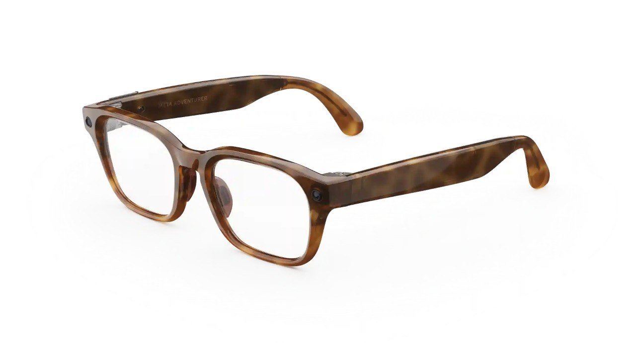 Adventurer Frame color:Classic Tortoise
Lens color:Clear