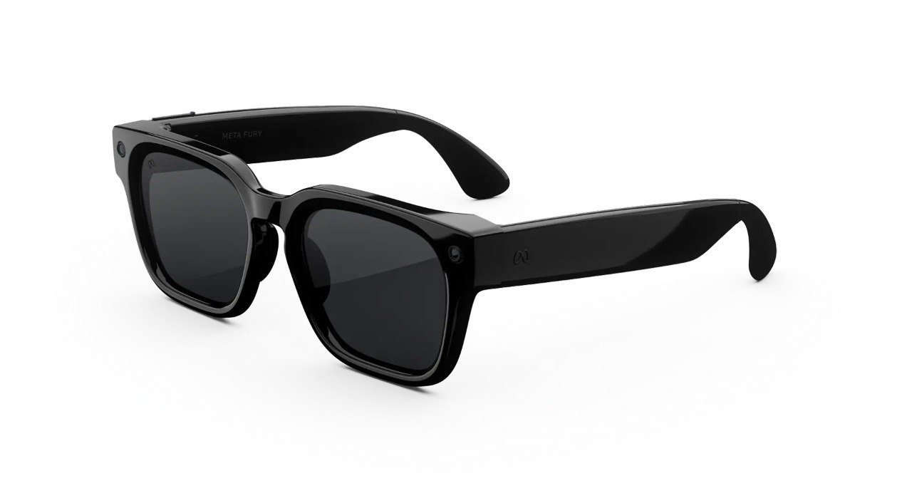 Fury Frame color:Classic Black
Lens color:Grey