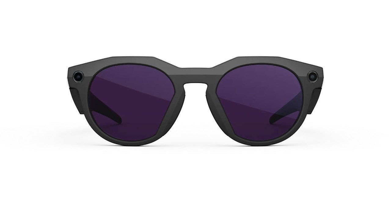 HSTN Frame color:Black
Lens color:Clear to Amethyst Transitions®