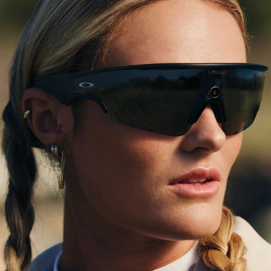 Vanguard Frame color:Black
Lens color:Prizm™ Black