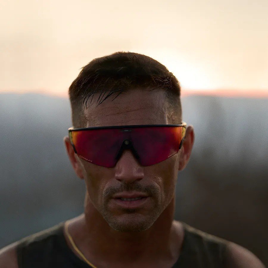 Vanguard Frame color:Black
Lens color:Prizm™ Road