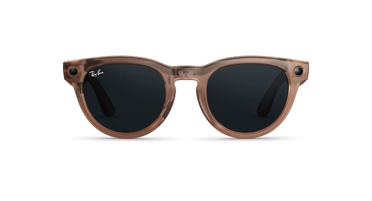 Headliner (Gen 2) Frame color:Matte Transparent Peach
Lens color:Clear to Grey Transitions®